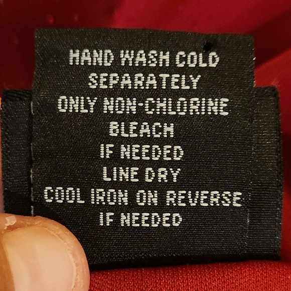 Torrid Vintage Red Sparkle Beaded Camisole Top Size 4 (4X) 4185 - Picture 7 of 7